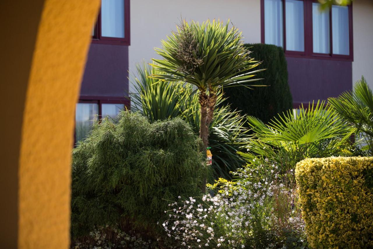 Logis Hotel Restaurant Solenca Ногаро Экстерьер фото