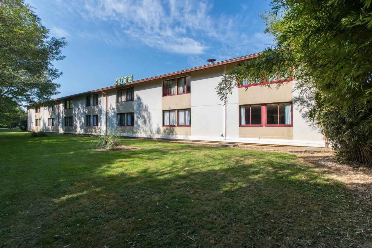 Logis Hotel Restaurant Solenca Ногаро Экстерьер фото